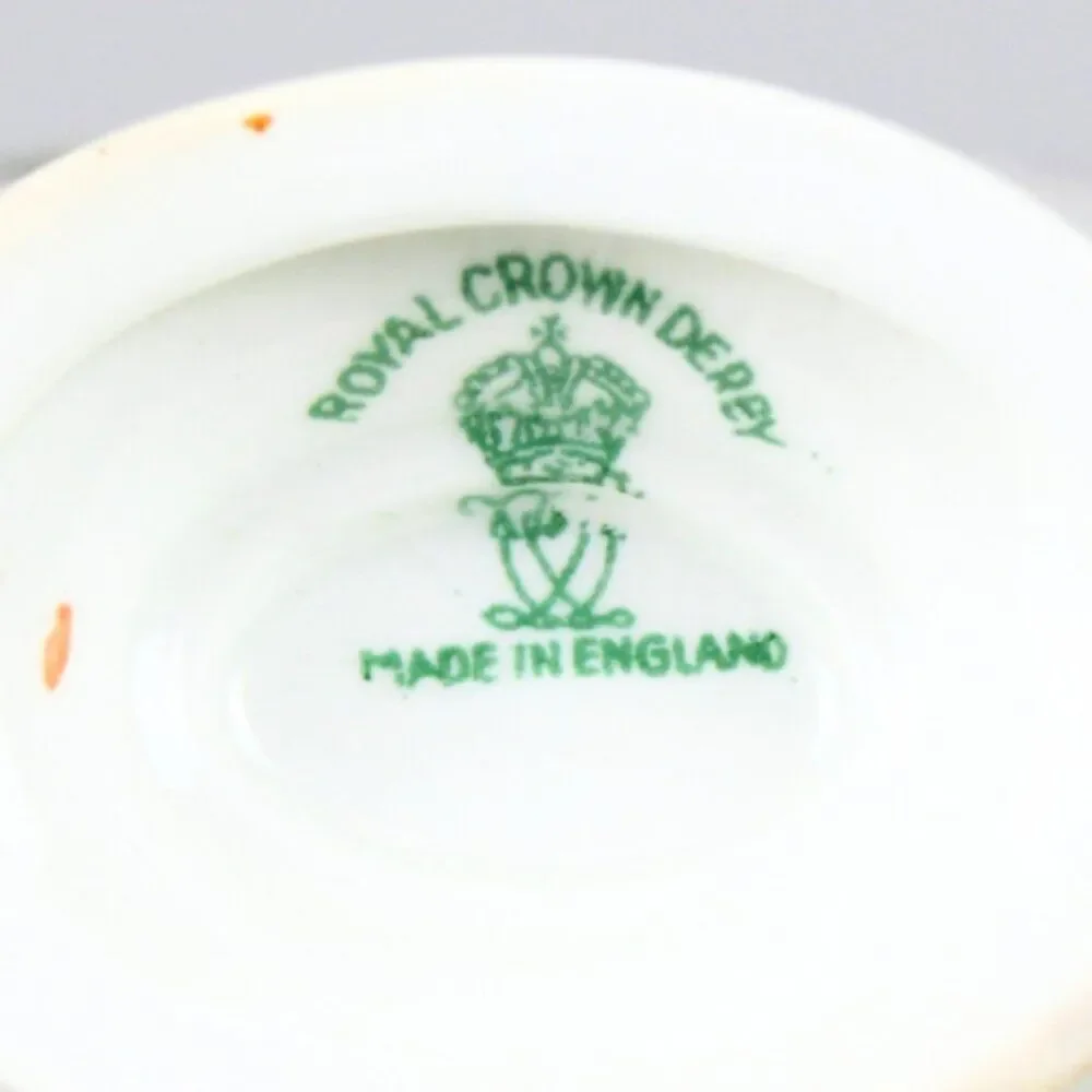 Vase  Royal Crown Derby Posies Oval White *Rare Find*